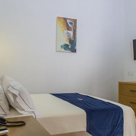 Hotel Real De Castilla Colonial Guadalajara Cameră foto