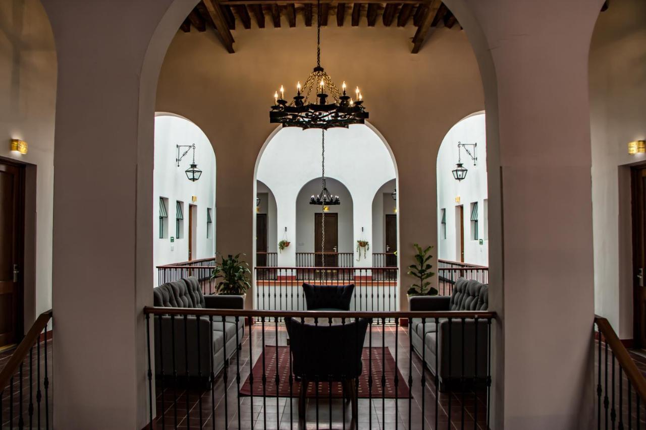 Hotel Real De Castilla Colonial Guadalajara Exterior foto