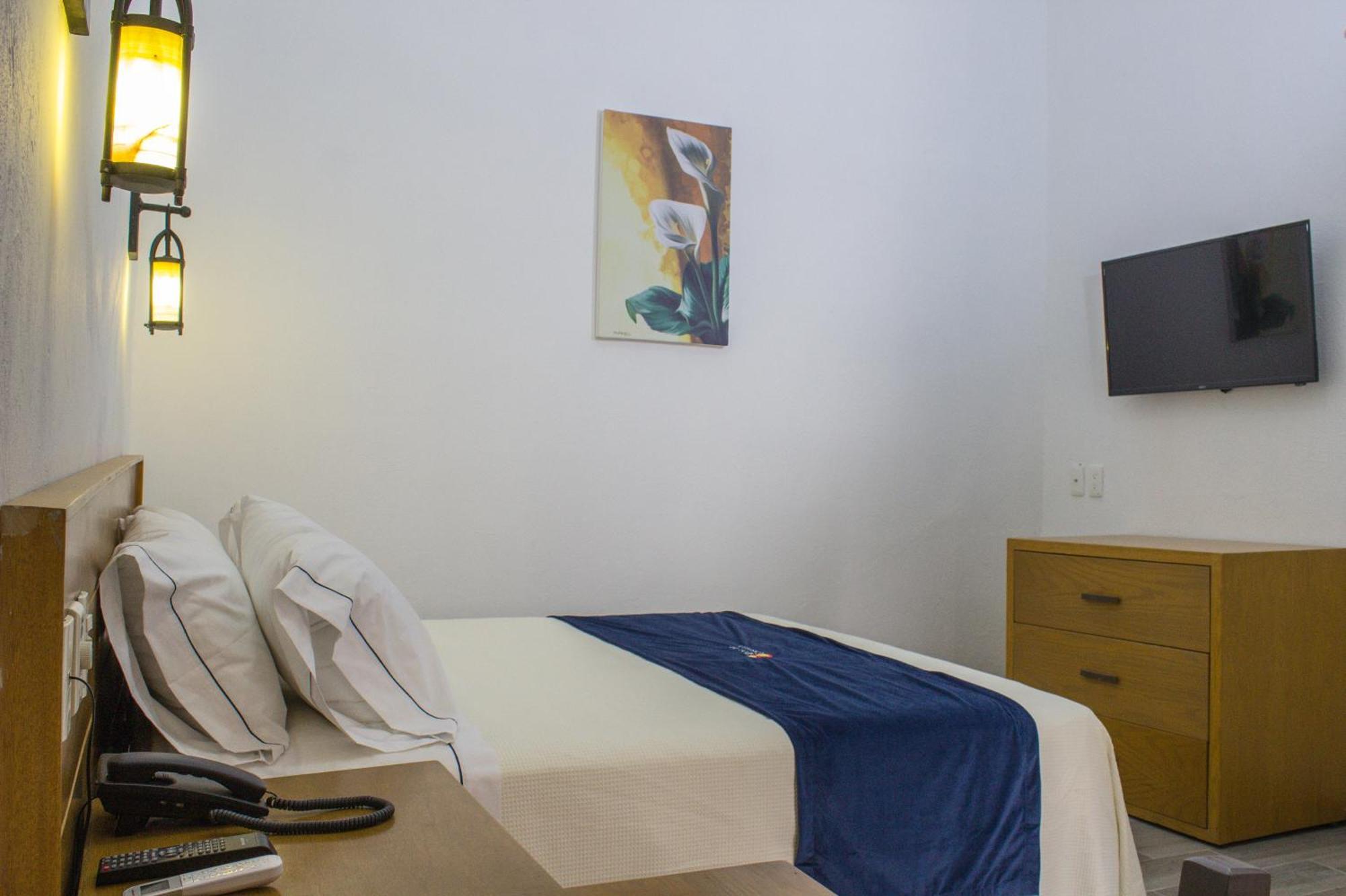 Hotel Real De Castilla Colonial Guadalajara Cameră foto